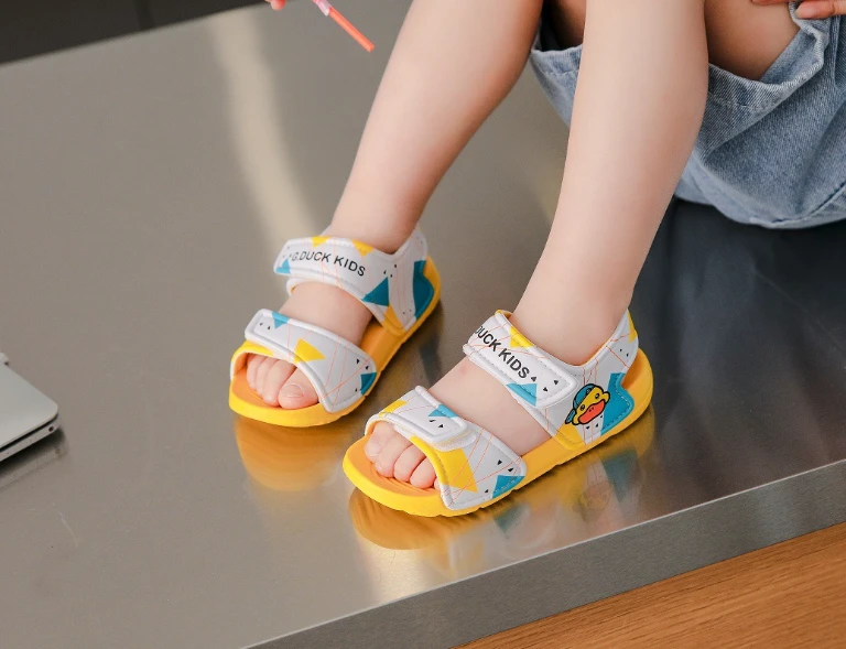 სანდლები  Shoes