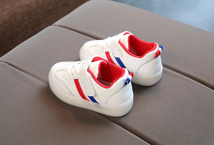 კედი  Shoes